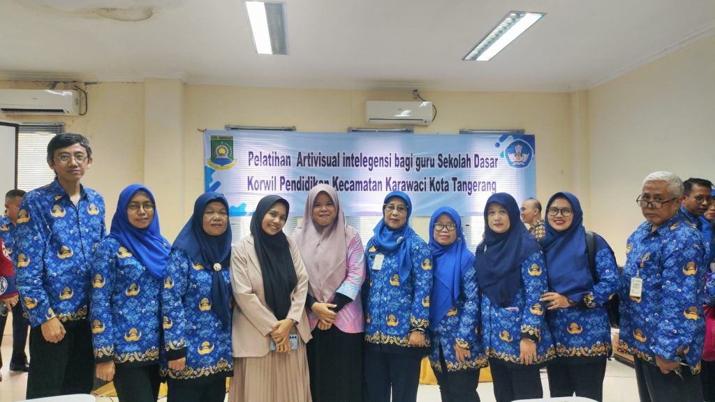 Nur Hermatasiyah, M.Pd, Dosen Berprestasi Prodi BKPI yang Menjadi Pemateri Pelatihan Artifisial Intelegensi (AI) Guru Sekolah Dasar Kota Tangerang