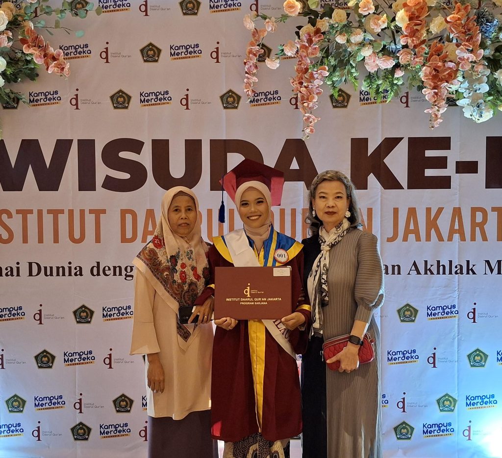 Kisah Inspiratif: Dewi Fortuna, Putri TKW jadi Lulusan Terbaik di Fakultas Tarbiyah dan Keguruan Idaqu